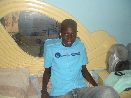 moi en mode guette sound khassaiade