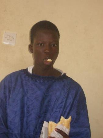 bebe modou tempts yi mi neck boye